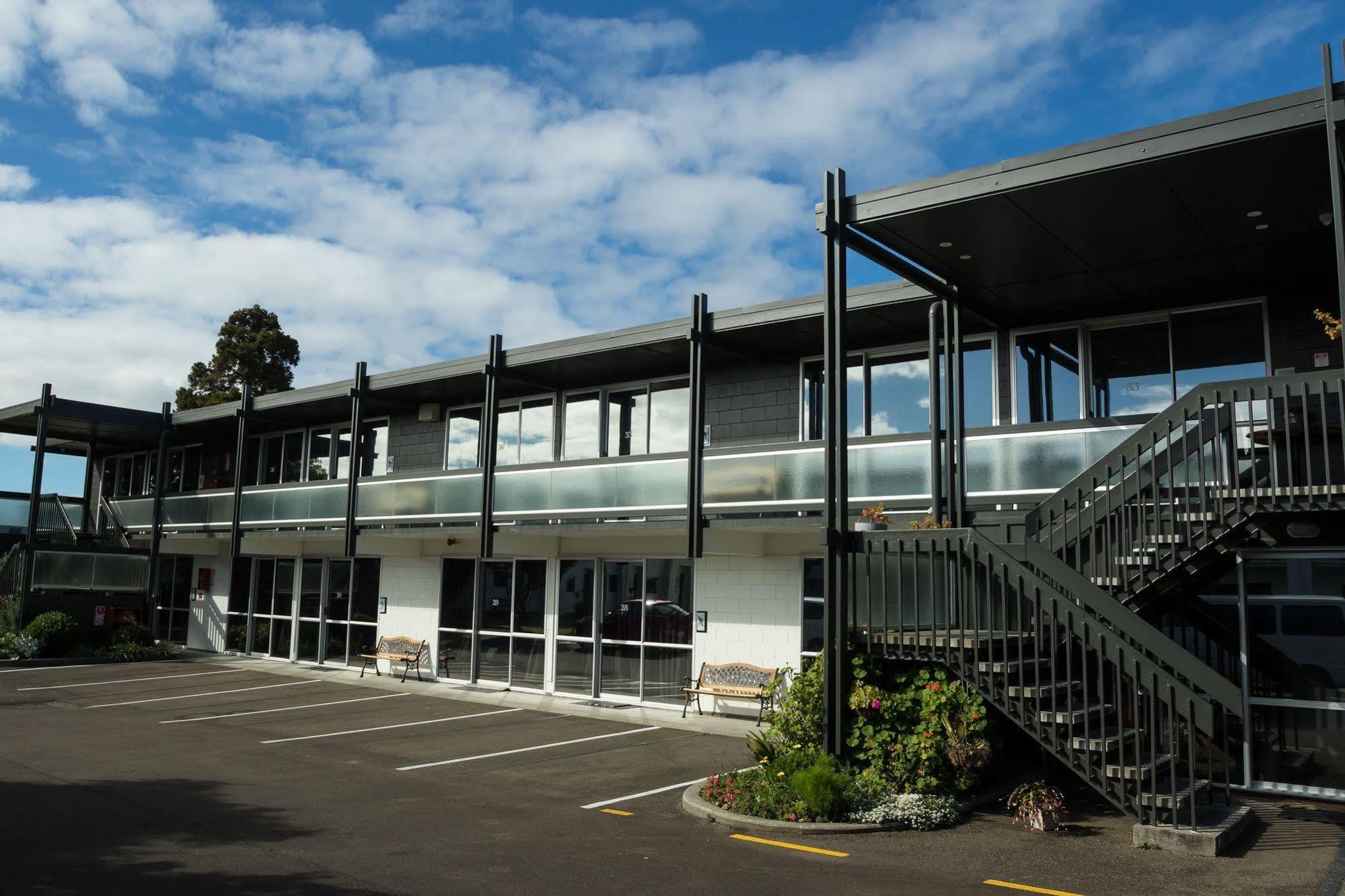 Alpha Motor Inn Palmerston North Exterior photo