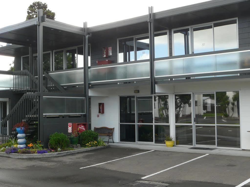 Alpha Motor Inn Palmerston North Exterior photo